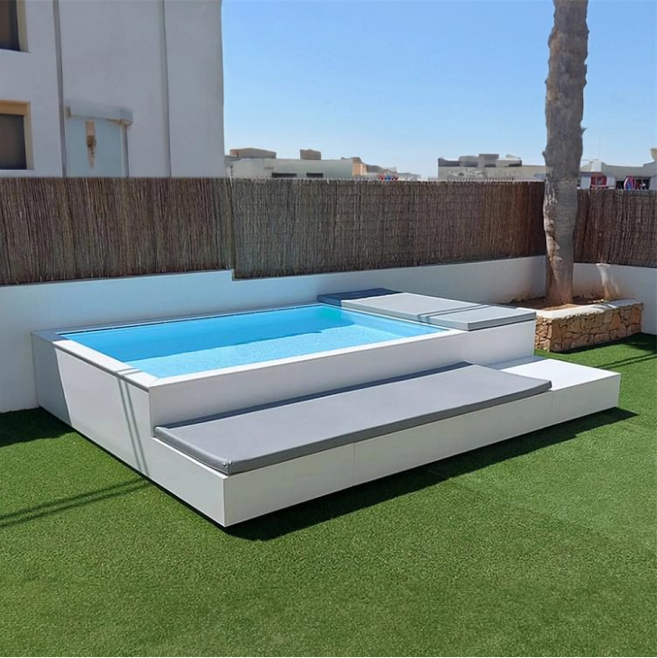 Piscina Prefabricada con Sofá vista 4